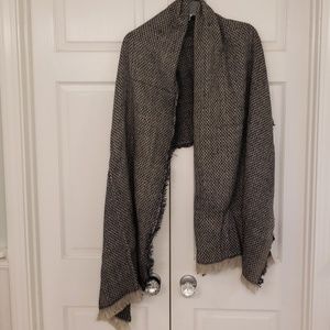 NWT scarf